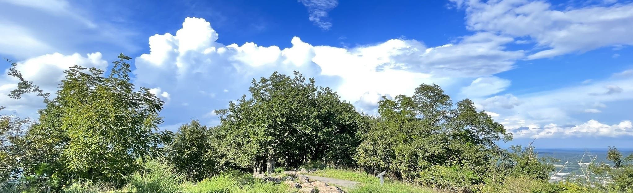 AllTrails Kennesaw Mountain via - EyJidWNrZXQiOiJhc3NldHMuYWxsdHJhaWxzLmNvbSIsImtleSI6InVwbG9hZHMvcGhvdG8vaW1hZ2UvNTEwMTI0MDUvN2VmMDNkODcyNWJjMGM2YjkzMmUwOTU2ZTI1NzU3ODUuanBnIiwiZWRpdHMiOnsidG9Gb3JtYXQiOiJqcGVnIiwicmVzaXplIjp7IndpZHRoIjoyMDQ0LCJoZWlnaHQiOjYyNCwiZml0IjoiY292ZXIifSwicm90YXRlIjpudWxsLCJqcGVnIjp7InRyZWxsaXNRdWFudGlzYXRpb24iOnRydWUsIm92ZXJzaG9vdERlcmluZ2luZyI6dHJ1ZSwib3B0aW1pc2VTY2FucyI6dHJ1ZSwicXVhbnRpc2F0aW9uVGFibGUiOjN9fX0=