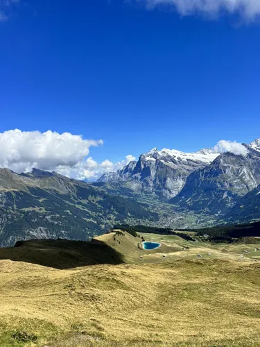 Best hikes shop in wengen