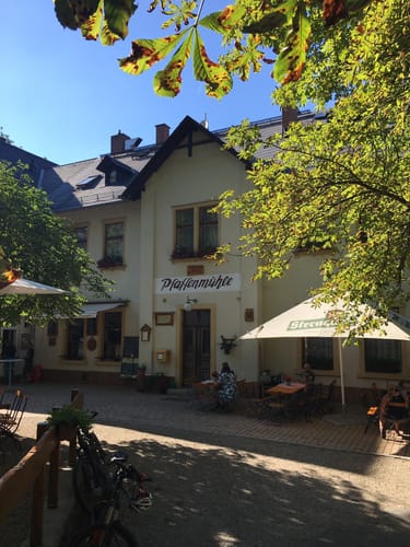 Über den Steinbruch Rentzschmühle um Elsterberg