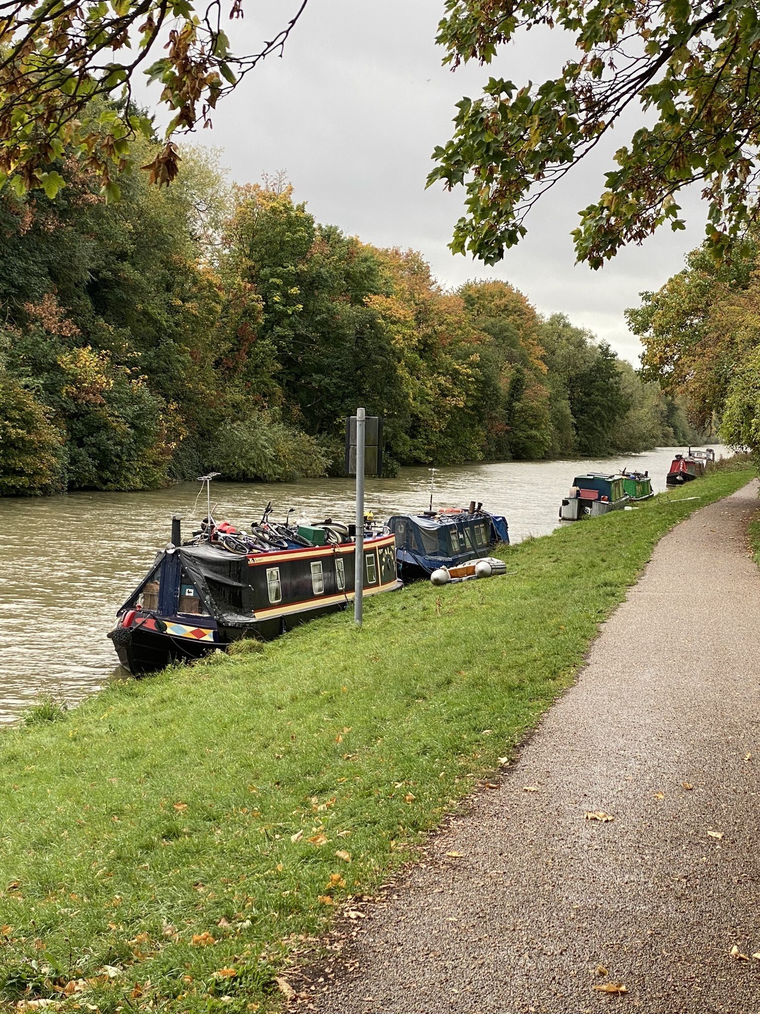 Photos of Daniels Brook and Gloucester Canal - Gloucestershire, England |  AllTrails