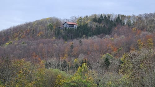 Um die Weiherkuppe über die Enzianhütte