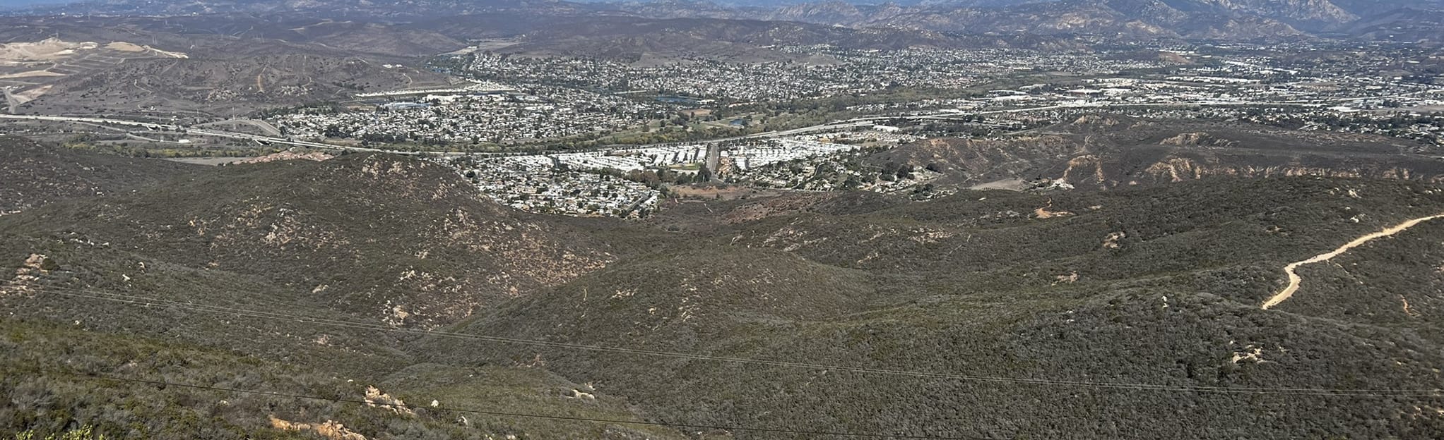 Cowles Mountain from Barker Way: 4.565 fotos - Califórnia | AllTrails