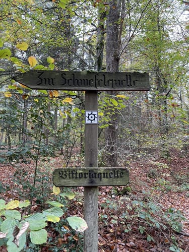 Zur Viktoriaquelle über Schleifberg