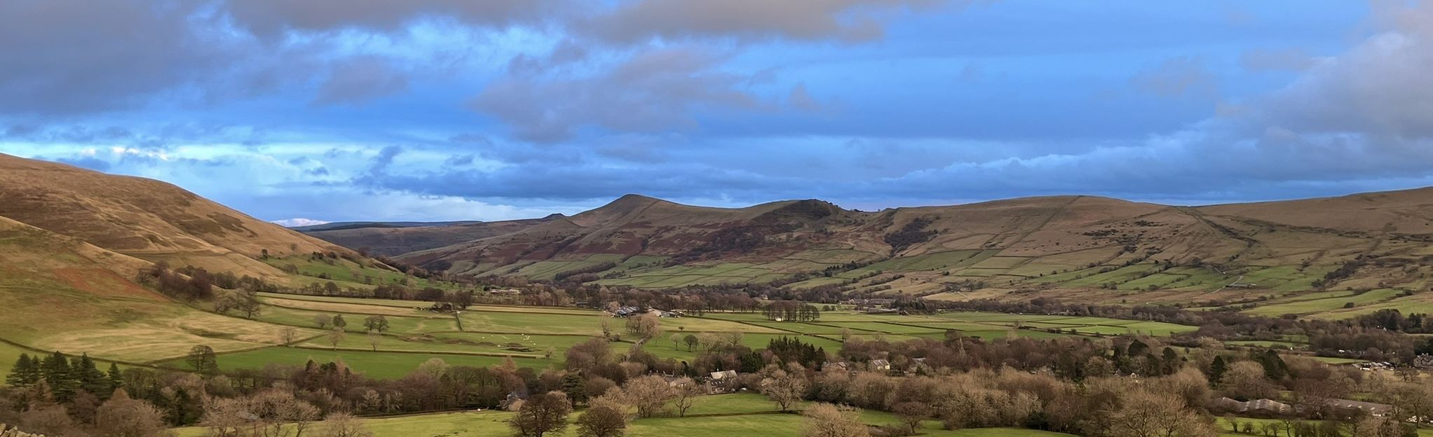 Edale and Grindsbrook Booth Circuit: 2.172 Fotos - Derbyshire, England ...