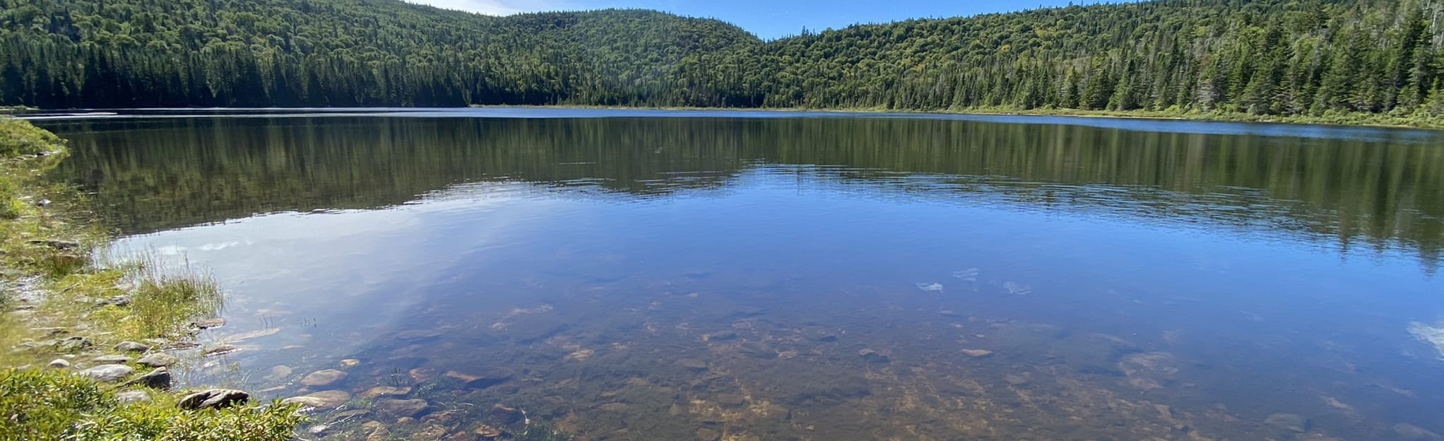 Lac du Rocher and Refuge Le Nordet via InterCenter 224 foto's