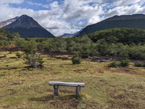 Conheça as trilhas da Terra do Fogo