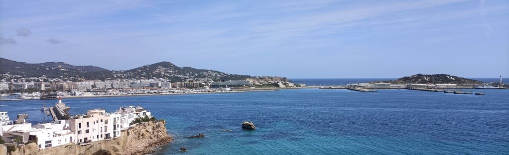 Promenade dans la ville d'Ibiza