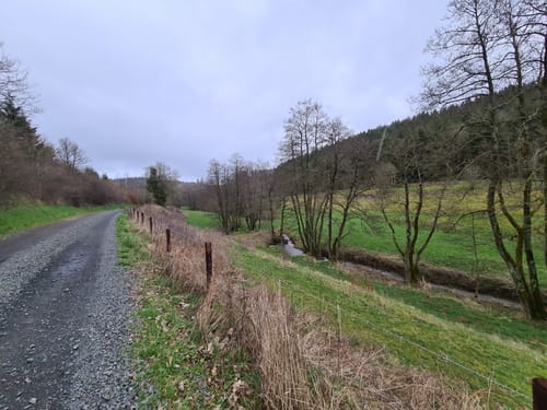 Wanderweg J3 Stausee, Fernblicke und Burgruine