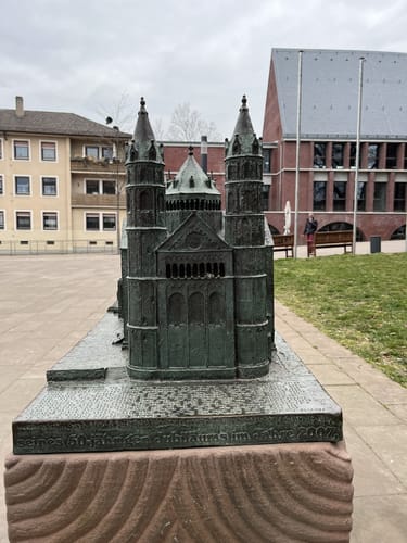 Durch die Wormser Innenstadt