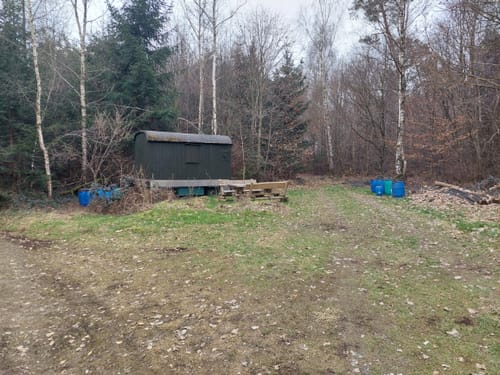Schwefelquelle und Picknickhütte ab Rettenbergen