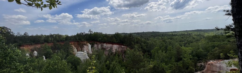 are dogs allowed at providence canyon