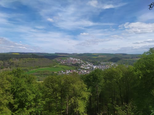 Teufelsschlucht und Keltenhöhle Rundweg