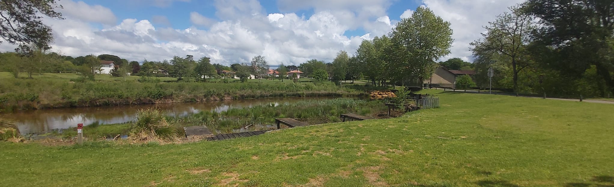 A Vert, a Forest of Art that Does not Lack Air! 3 Fotos Landes