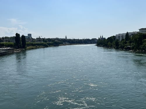 Rheinweg: Wettsteinbrücke - Dreirosenbrücke - Kraftwerkinsel