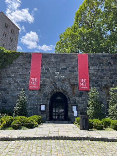 are dogs allowed in fort tryon park