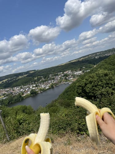 62
