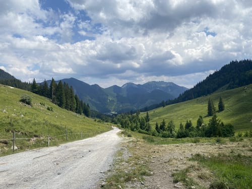 Zur Oberen Firstalm um den Spitzingsee