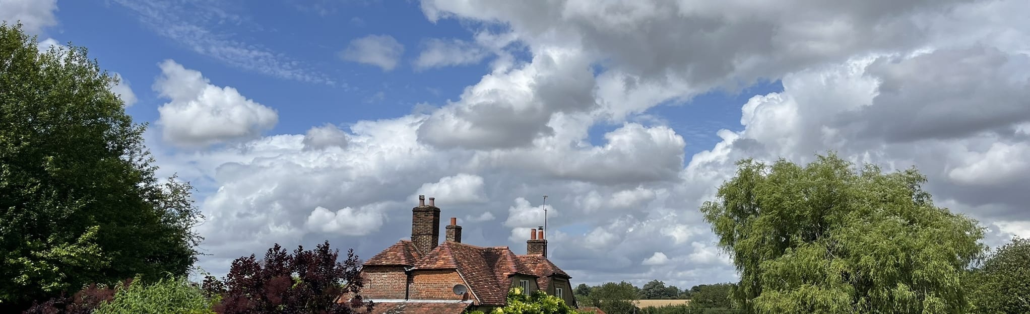 Tichborne, Hill Houses and River Itchen 128 Reviews, Map Hampshire