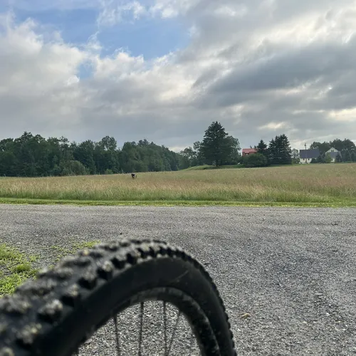 2023 Best Trail Running Trails - EyJidWNrZXQiOiJhc3NldHMuYWxsdHJhaWxzLmNvbSIsImtleSI6InVwbG9hZHMvcGhvdG8vaW1hZ2UvNjIyMzQ1NDIvZDZhYjAzNjM2ZGYxZjAwYTdmM2YzM2E3ZjYwOGUyOTUuanBnIiwiZWRpdHMiOnsidG9Gb3JtYXQiOiJ3ZWJwIiwicmVzaXplIjp7IndpZHRoIjo1MDAsImhlaWdodCI6NTAwLCJmaXQiOiJpbnNpZGUifSwicm90YXRlIjpudWxsLCJqcGVnIjp7InRyZWxsaXNRdWFudGlzYXRpb24iOnRydWUsIm92ZXJzaG9vdERlcmluZ2luZyI6dHJ1ZSwib3B0aW1pc2VTY2FucyI6dHJ1ZSwicXVhbnRpc2F0aW9uVGFibGUiOjN9fX0=