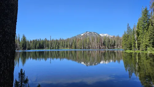 6 Favorite Lakes in Lassen Volcanic Park