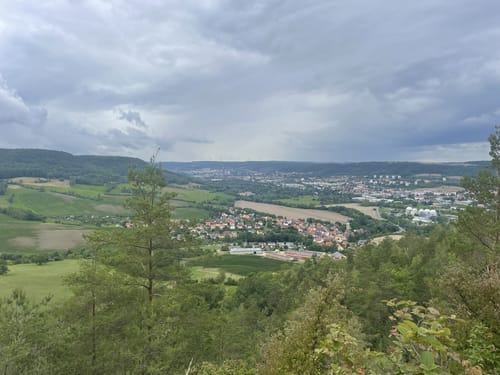 Zur Kunitzburg und über den Feldherrenberg