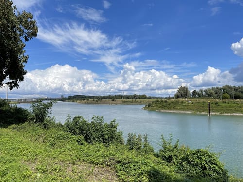 Voerde: Am Wesel-Datteln-Kanal zur Schleuse