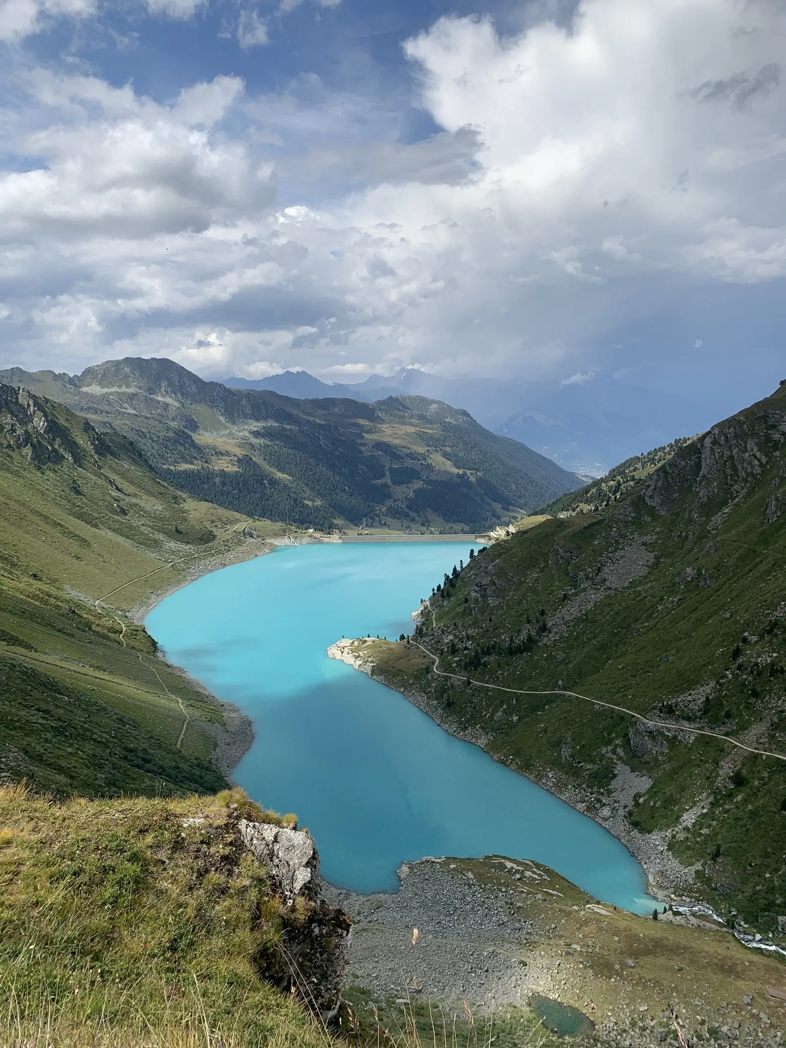 Photo of a trail from Julie Maillefer with title Combatseline - Lac de Cleuson - Siviez