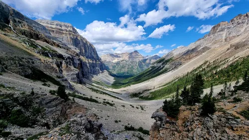 Kootenay national shop park hikes