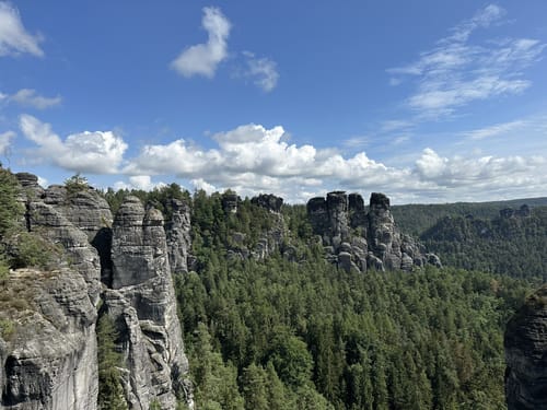 Lohmen: Über die Schwedenlöcher nach Kurort Rathen zur Bastei