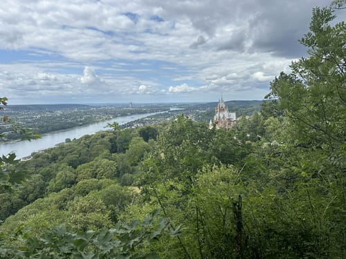 Königswinter - Drachenfels - Wolkenburg - Milchhäuschen
