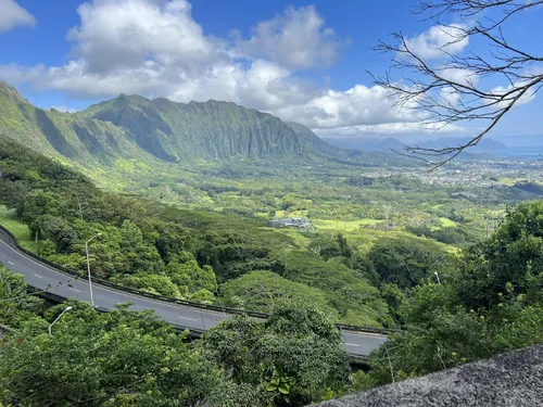 Ko'olau Golf Course to Pali Lookout via Old Pali Road, Oahu