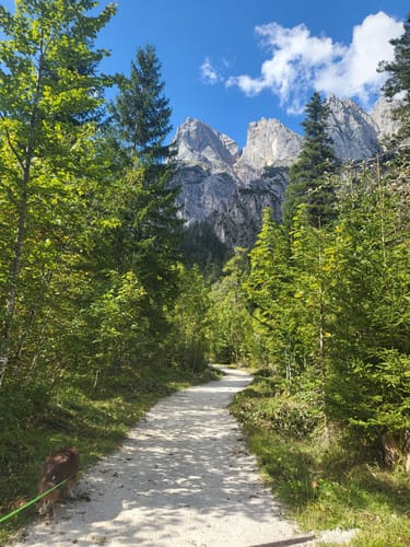 Vom Hintersee zur Engert Holzstube