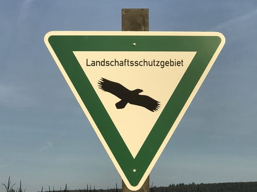 Am Saarufer: Yachthafen - Hafen Merzig