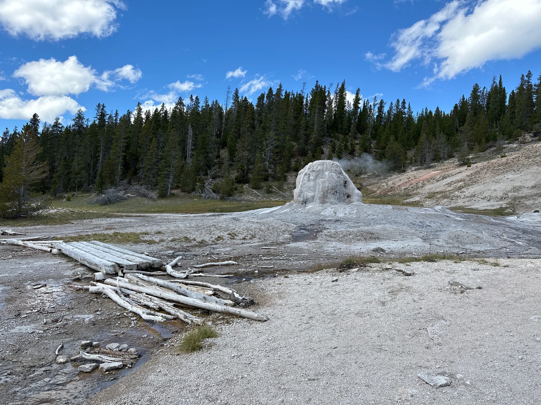 Lone star geyser trail best sale