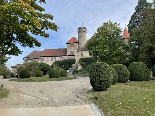 Am Schloss Hohenstein