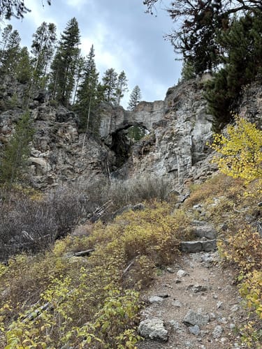 Natural bridge 2024 trail yellowstone