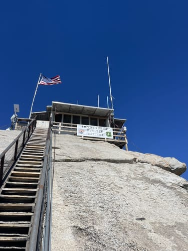 Buck rock shop lookout trail