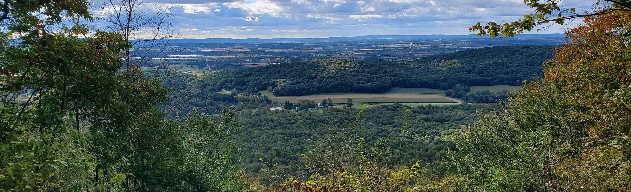 Appalachian Trail Greenpoint to Kimmel Lookout, Pennsylvania 105
