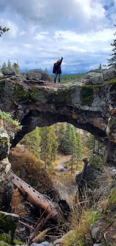 Natural bridge shop trail yellowstone