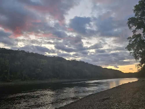 Best Hikes and Trails in Hidden - EyJidWNrZXQiOiJhc3NldHMuYWxsdHJhaWxzLmNvbSIsImtleSI6InVwbG9hZHMvcGhvdG8vaW1hZ2UvNjY4NDg0NTAvZjA1ODYwNjQ3ZmU4OWIzMzIxMTY0NTFhODk3YTkwYTUuanBnIiwiZWRpdHMiOnsidG9Gb3JtYXQiOiJ3ZWJwIiwicmVzaXplIjp7IndpZHRoIjo1MDAsImhlaWdodCI6NTAwLCJmaXQiOiJpbnNpZGUifSwicm90YXRlIjpudWxsLCJqcGVnIjp7InRyZWxsaXNRdWFudGlzYXRpb24iOnRydWUsIm92ZXJzaG9vdERlcmluZ2luZyI6dHJ1ZSwib3B0aW1pc2VTY2FucyI6dHJ1ZSwicXVhbnRpc2F0aW9uVGFibGUiOjN9fX0=