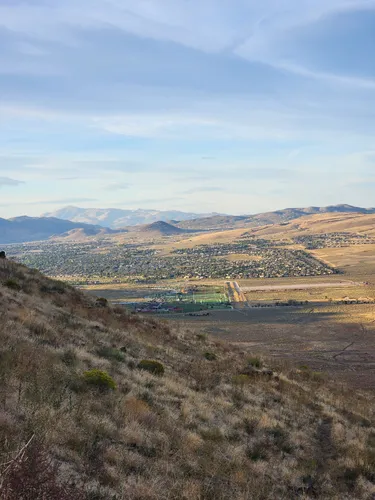 Best Hikes And Trails In Golden Eagle Regional Park 