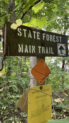 Hiking in Wisconsin's Kettle Moraine – Reading Eagle