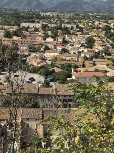 Drôme. Trois Cafés Gourmands : À Loriol-sur-Drôme, on reviendra à quelque  chose de plus intime avec le public