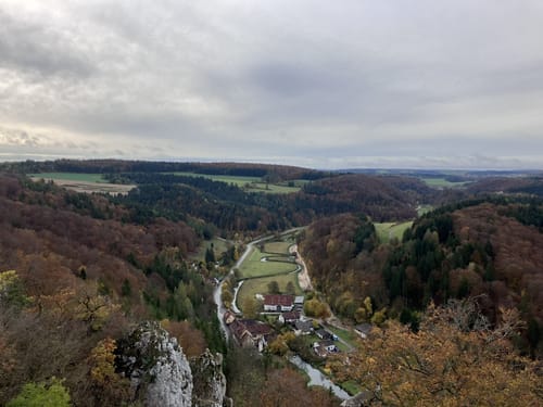 Von Weiler zur Burg Hohengundelfingen