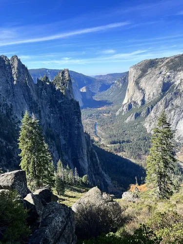 Yosemite national park hiking 2024 trails