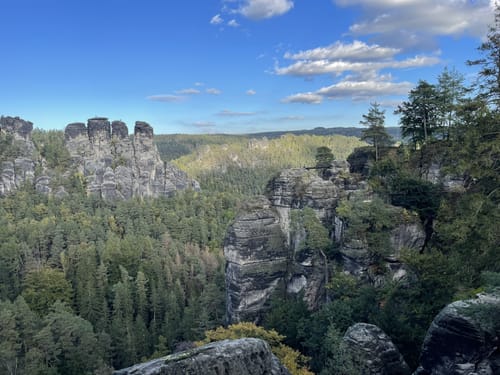 Mittelalter-Tour zur Felsenburg Neurathen und den Schwedenlöchern