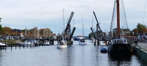 Entlang des Ryck bis zum Wieckhafen