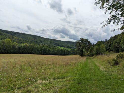 Elfengrund-Wasserfall und Konsul's Grab