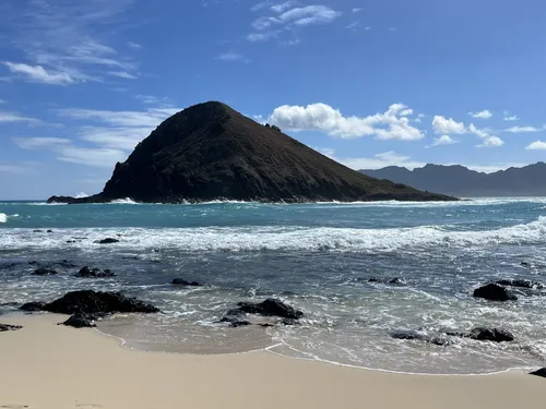 【kailuabeach】 NOYES RelaxedSofa\r
… Kailua Beach Adventures — Home - Kayaking in Kailua