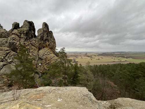 Teufelsmauer zum Hamburger Wappen